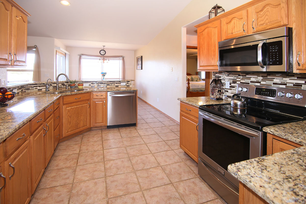 Kitchen01