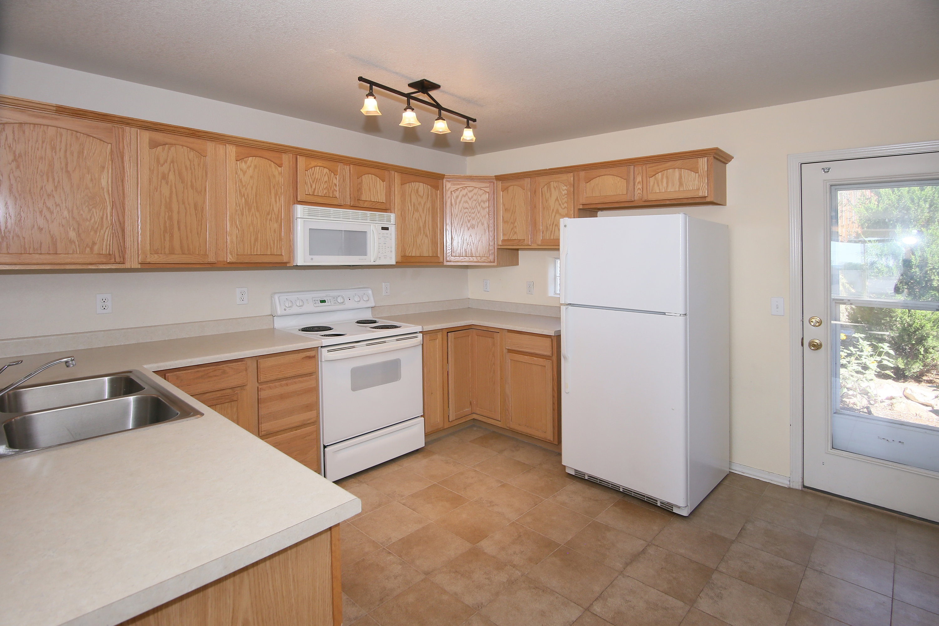 Kitchen02