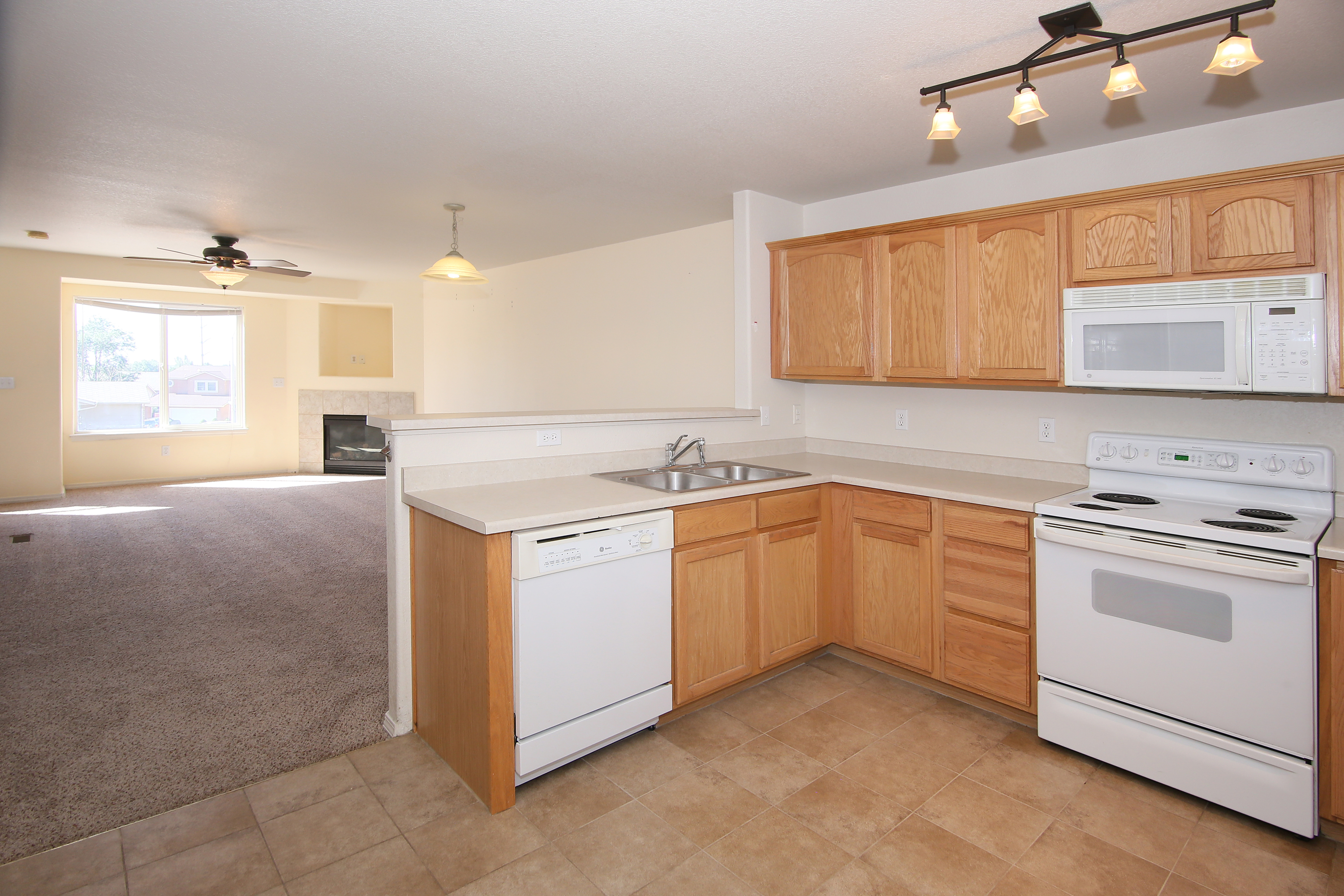 Kitchen03